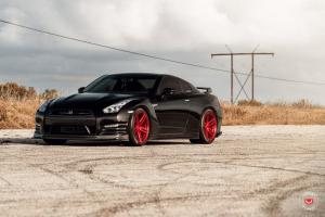 2017 Nissan GT-R on Vossen Wheels (HC-1)